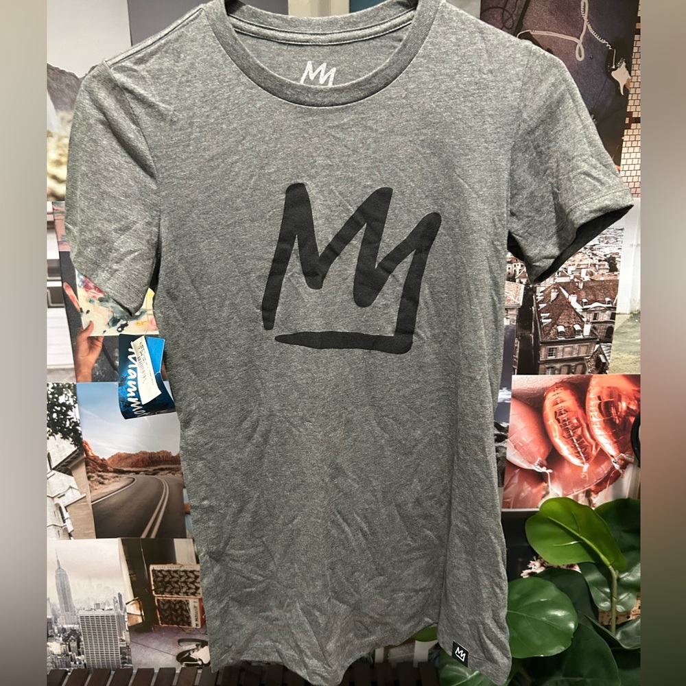 Mammoth Tee